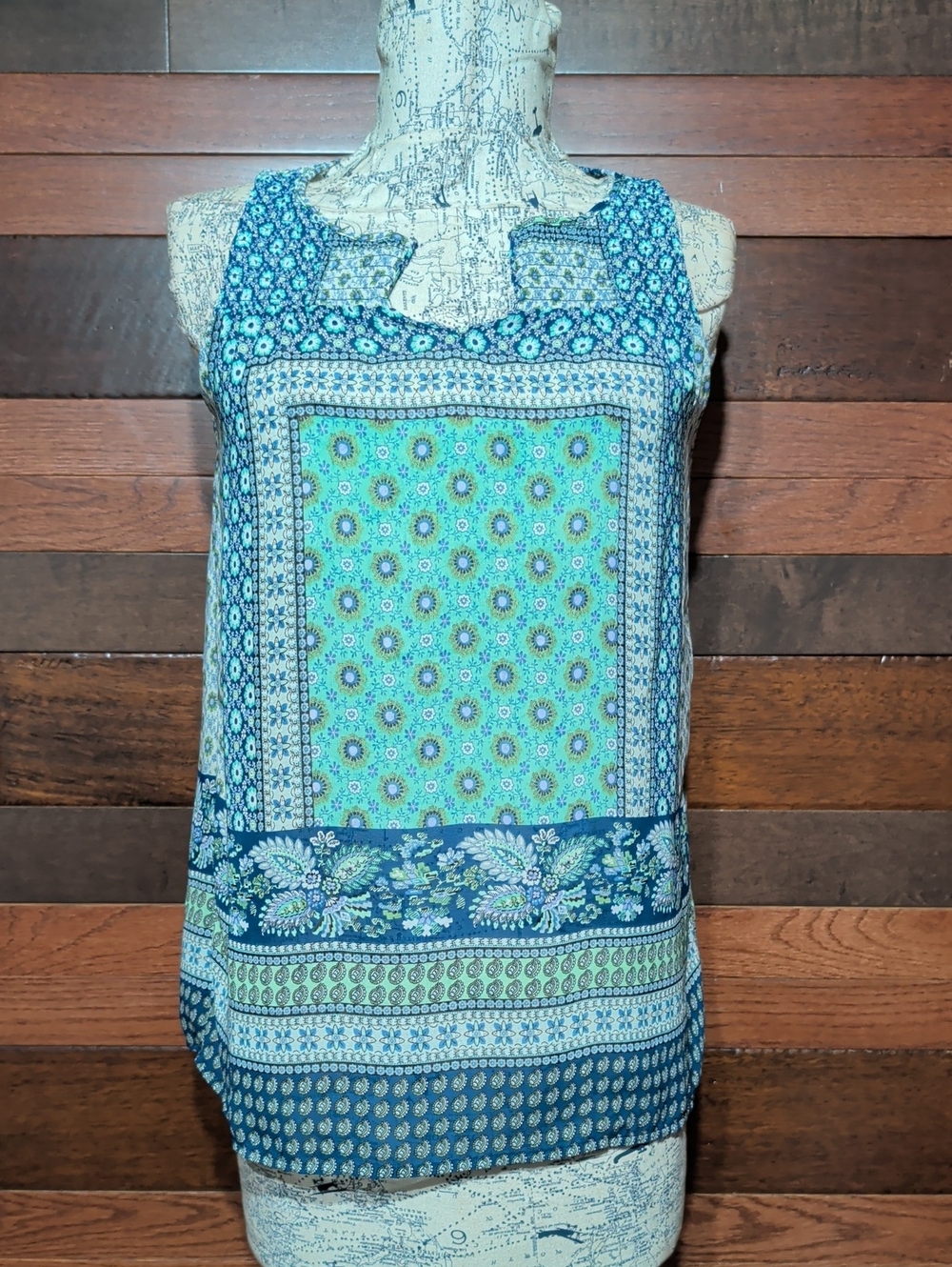 Iz Byer Blue & Teal Printed Sleeveless Tank Top